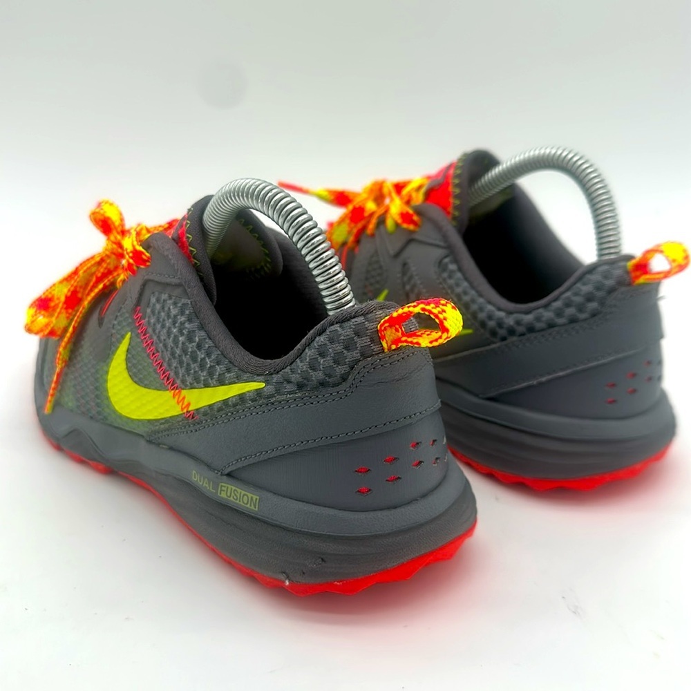 Nike Dual Fusion Trail Run Running Athletic Gray Shoes Women 652869-008 Size 7.5 - Picture 10 of 12